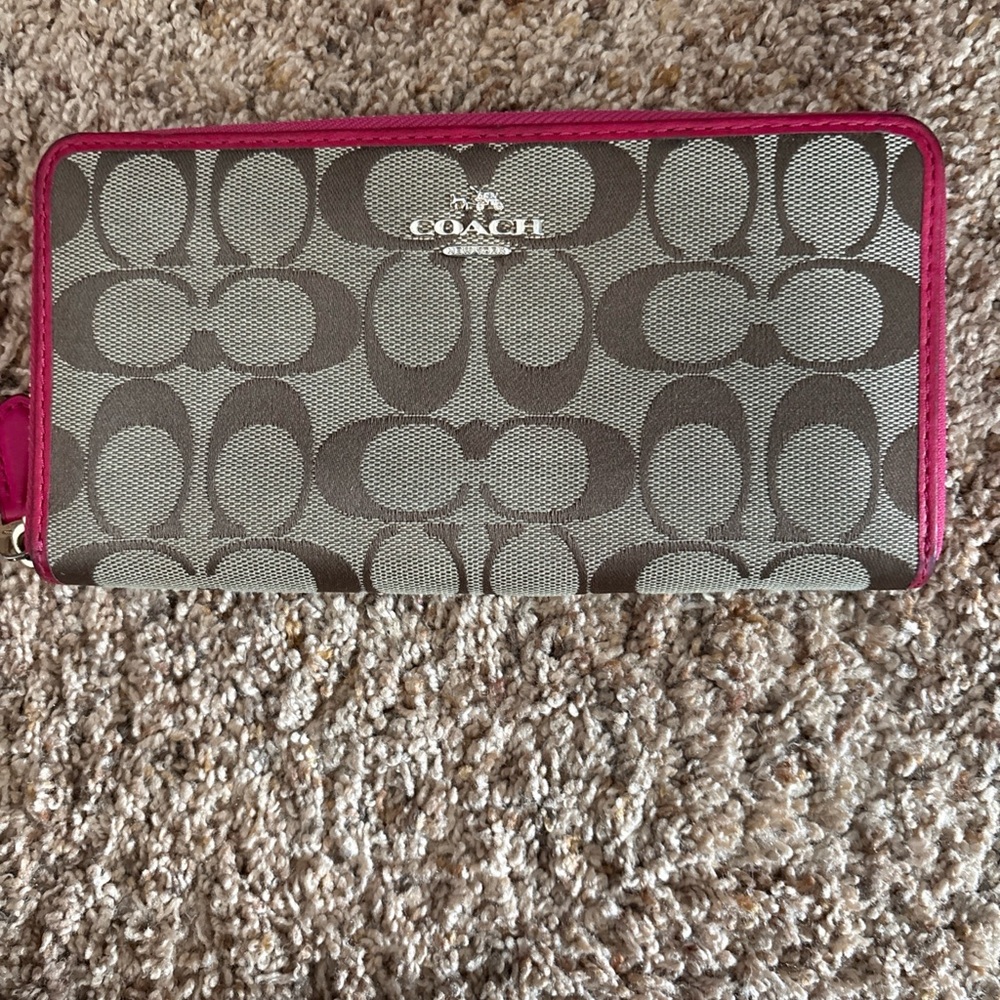 Coach Signature Canvas Wallet in Gray and Pink